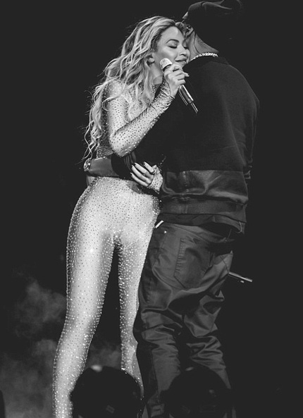 Tuy nhiên, sự gợi cảm của Beyonce khiến cô gặp rắc rối...