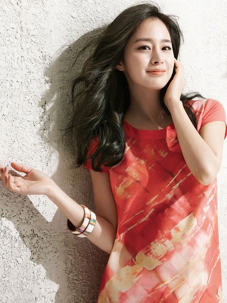 Những mỹ nhân xứ Hàn được yêu thích nhất tại châu Á - 4 Kim Tae Hee