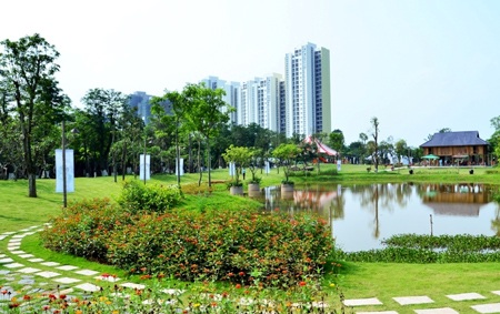 Quán quân Người Giấu Mặt khoe phần thưởng khủng - 9 Cảnh quan tuyệt đẹp của khu đô thị khi chiêm ngưỡng từ ban công căn hộ của Sơn Việt