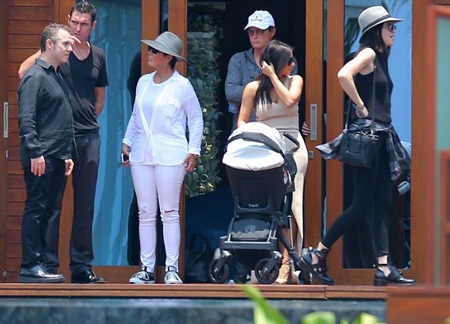 Hình ảnh cả gia đình Kardashian trong khu nghỉ dưỡng tại Phuket, Thái Lan.