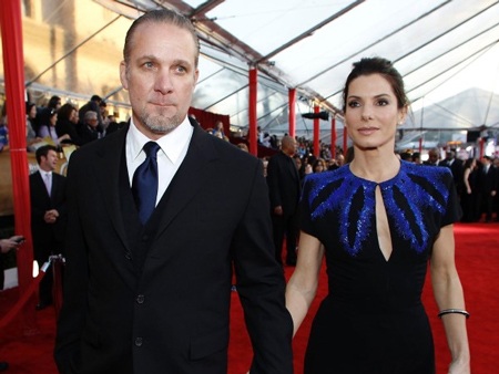 Tháng 2/2014, nam ca sĩ của