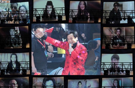 Các fan đã có một tối vui vẻ khi được trò chuyện và gặp gỡ nhiều ngôi sao nổi tiếng.