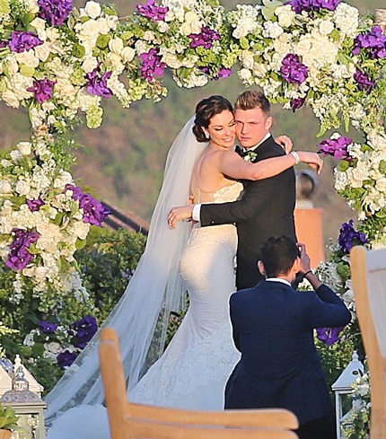 Những hình ảnh độc trong đám cưới Nick Carter