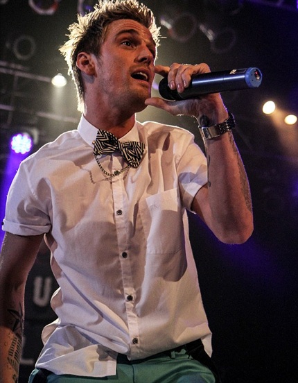 Vì lý do cá nhân, Aaron Carter đã vắng mặt trong đám cưới của anh trai.