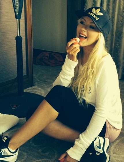 Christina tâm sự, chồng tương lai cho cô cảm giác an toàn và bình yên.