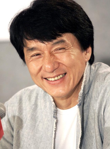 Thành Long sở hữu 320 triệu USD