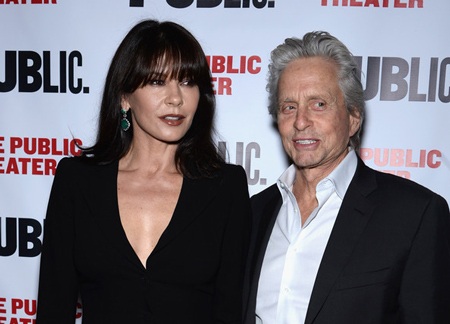 Sao điện ảnh U50 ăn gian tuổi với mái hỉ nhi