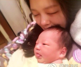 Vợ chồng Từ Hy Viên hạnh phúc bên con gái mới sinh - 2 Vy Vy