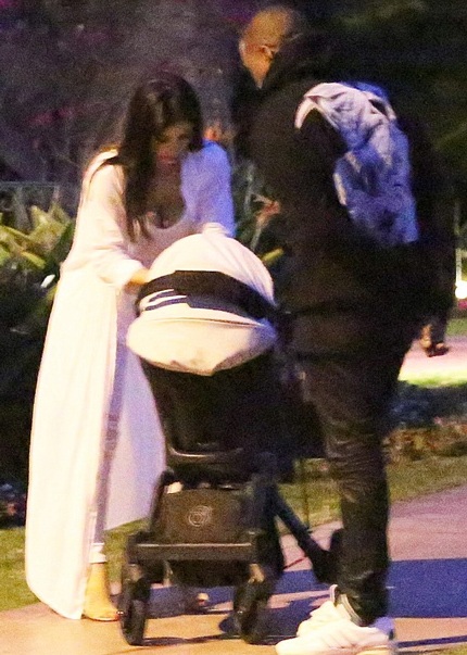 Kim Kardashian tiếp tục 'ép cân' vì đám cưới