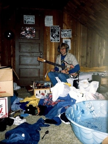 Kurt Donald Cobain sinh ngày 20/2/1967 tại
