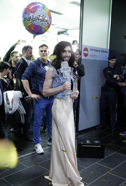 Ảnh thời chưa là "phụ nữ" của quán quân Eurovision - 8 Conchita Wurst giờ không chỉ nổi tiếng tại quê nhà mà còn khắp thế giới.