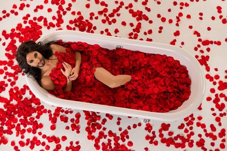 Hình ảnh khác lạ của Conchita Wurst luôn khiến cô nổi bật tại các sự kiện mà cô tham dự.