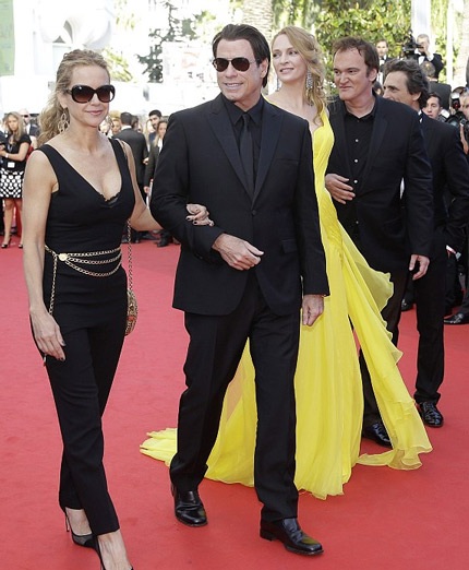 Người đẹp "Kill Bill" tha thướt trên thảm đỏ - 20 John Travolta sánh đôi cùng “bà xã” Kelly tại LHP quốc
tế Cannes