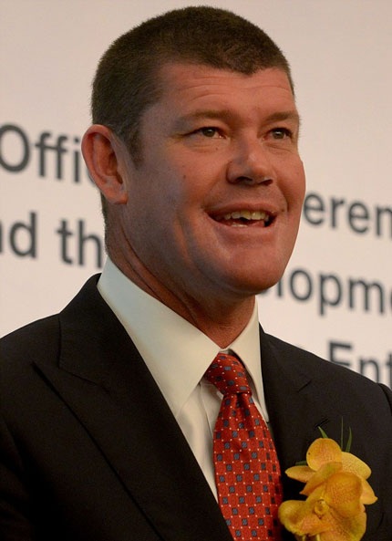 ...với tỉ phú James Packer