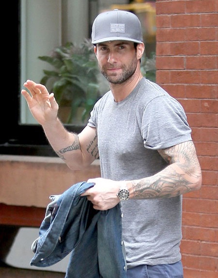 Adam Levine phủ nhận “qua lại” với Lindsay Lohan - 1 Adam Levine sẽ tổ chức đám cưới vào tháng 7 tới tại Mexico