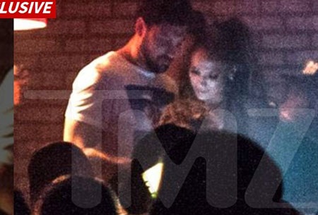 Chứng cứ về việc Jennifer Lopez hò hẹn với nam vũ công