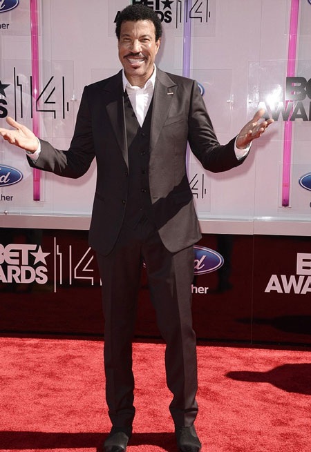 Ngôi sao nổi tiếng một thời Lionel Richie phấn khởi khi có mặt tại lễ trao giải