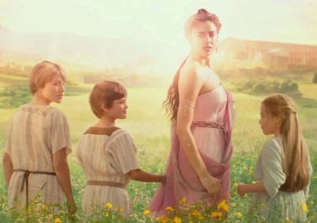 "Bồ" C.Ronaldo đẹp như tượng trên màn ảnh - 1 Bồ C.Ronaldo đẹp như tượng trên màn ảnh rộng