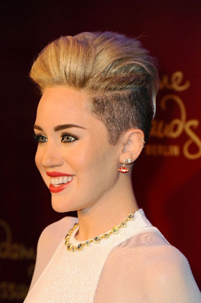 Bức tượng sáp được khen khá giống với khuôn mẫu nhưng khiến người xem có cảm giác kinh sợ.