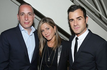 Jennifer Aniston vẫn “trúng sét ái tình” của chồng tương lai mỗi ngày - 3 Justin Theroux sở hữu đôi mắt khiến người bạn đời tương lai của anh vẫn gục ngã mỗi ngày.