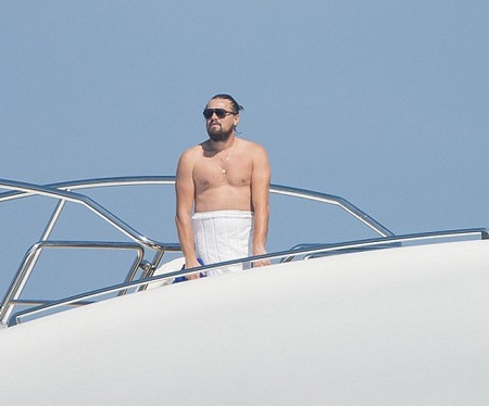 Siêu mẫu 22 tuổi là một chân dài con cưng của nhãn hiệu nội y Victoria's Secret.