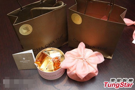 Những món quà xinh xắn mà Từ Nhược Tuyên và chồng gửi tặng khách mời tham dự tiệc cưới