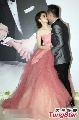 Đột nhập tiệc cưới sa hoa của mỹ nhân Từ Nhược Tuyên