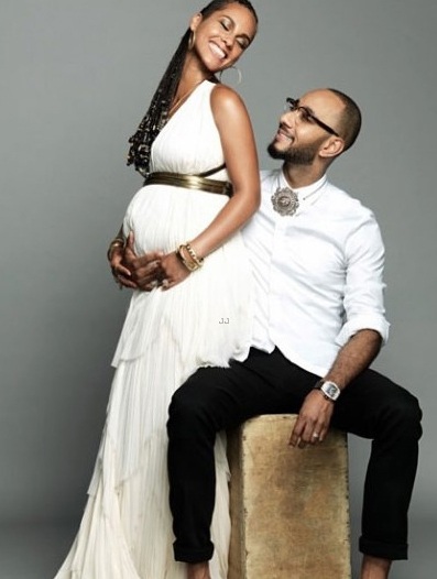 Alicia Keys hạnh phúc mang bầu lần hai - 1 Alicia Keys khoe đang mang bầu đứa con thứ hai.