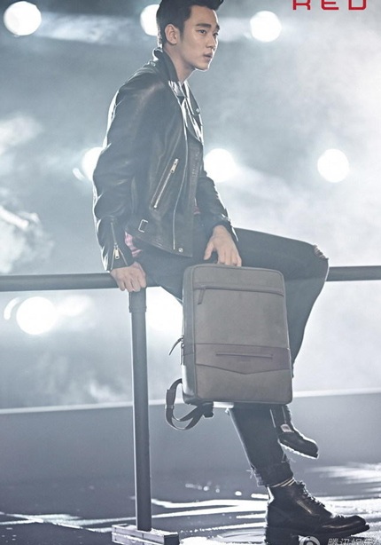 Cô con gái út của Chung Lệ Đề cũng có niềm đam mê lớn với nghệ thuật như mẹ ruột.