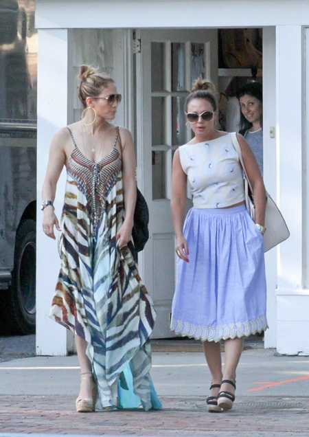 Bánh sinh nhật gợi cảm của mỹ nhân Jennifer Lopez - 15 Diva 45 tuổi đã trải qua nhiều cuộc tình chóng vánh và ngắn ngủi.