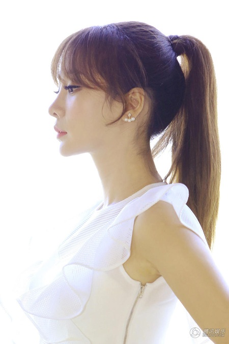 “Siêu vòng một” Liễu Nham thu hút tại Thượng Hải