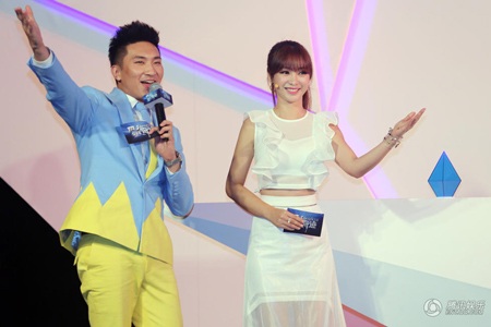 Tháng trước, người đẹp vừa sang Thái Lan tham gia ghi hình một video clip âm nhạc