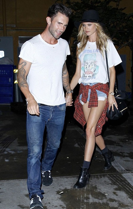 Suốt một tháng qua, Adam và Behati vừa đi du lịch tại Nam Phi để hưởng tuần trăng mật.