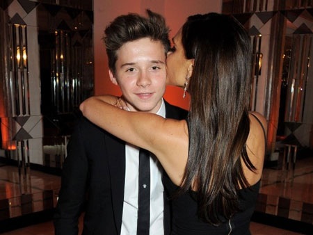 20 điểm thú vị về cậu cả nhà Beckham