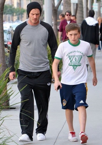20 điểm thú vị về cậu cả nhà Beckham