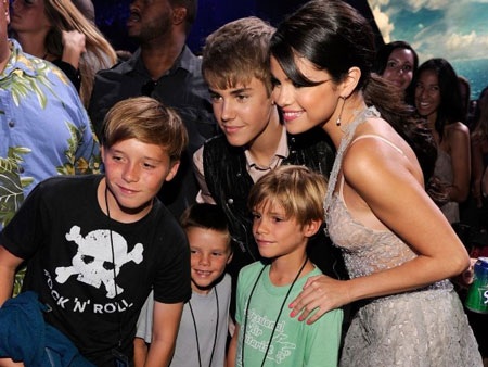 20 điểm thú vị về cậu cả nhà Beckham