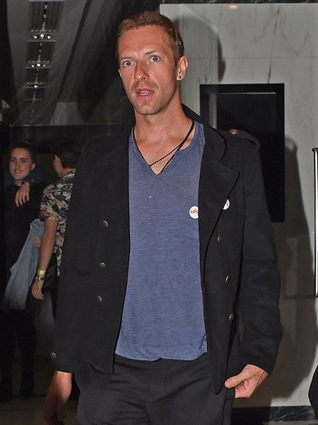 Người đẹp Hollywod “đá” bồ trẻ để cặp với thủ lĩnh nhóm Coldplay? - 2 ...ca sĩ Chris Martin, 37 tuổi, từ cuối tháng 6 tới nay.