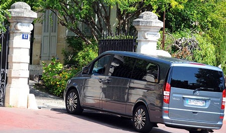 Madonna để con trai 8 tuổi dự tiệc sinh nhật hoang dã