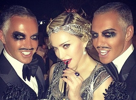 Madonna mời hai nhà thiết kế của nhãn hiệu DSquared2 - Dean và Dan Caten