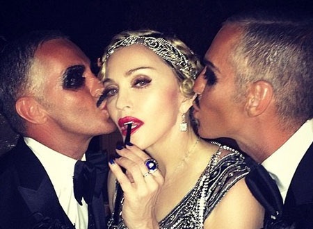 Madonna để con trai 8 tuổi dự tiệc sinh nhật hoang dã