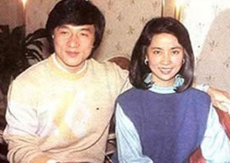 Bà Lâm Phụng Kiều làm đám cưới với Thành Long ở tuổi 29.