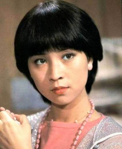 Cuộc đời nhiều nước mắt của người vợ bản lĩnh sau lưng Thành Long