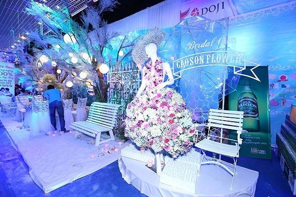 Doanh nhân hóa sao trong triển lãm cưới Bridal Fair 2014 - 2 Doanh nhân hóa sao trong triển lãm cưới Bridal Fair 2014