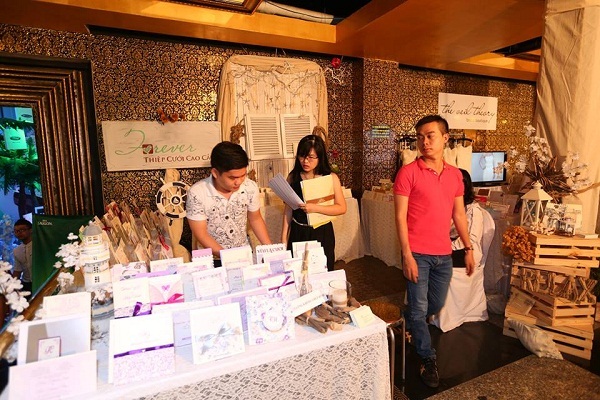 Doanh nhân hóa sao trong triển lãm cưới Bridal Fair 2014 - 4 Doanh nhân hóa sao trong triển lãm cưới Bridal Fair 2014