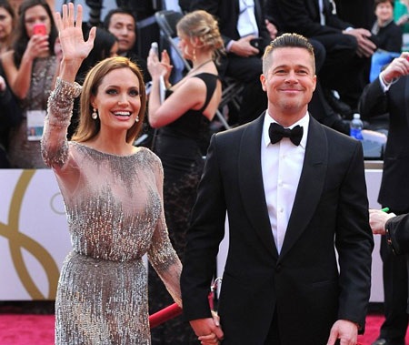 Brad Pitt và Angelina Jolie đã đính hôn từ năm 2012.