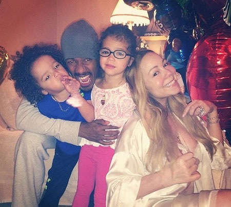 Nick mệt mỏi với thói quen tiêu dùng tốn kém, sự chiếm hữu quá mức của Mariah Carey.