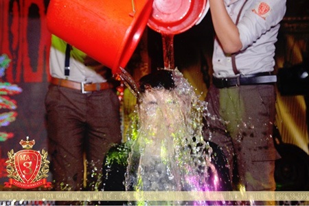 Tuấn Hưng, Chí Anh bị thách thức đổ nước đá làm từ thiện - 3 Lời thách thức gửi đến Tuấn Hưng, Chí Anh