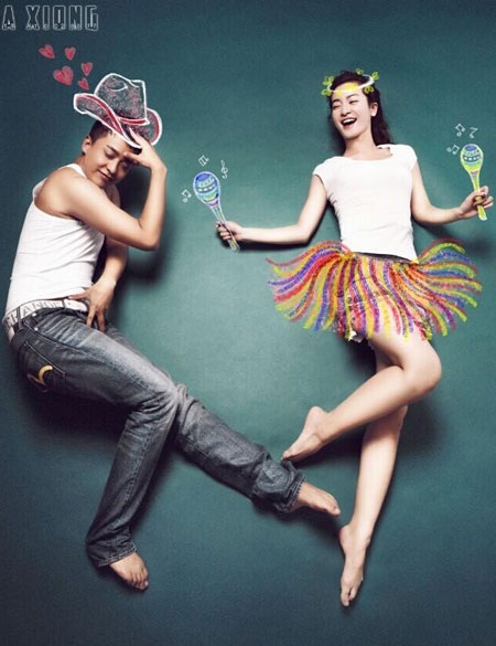 Bộ ảnh được vẽ thêm graffiti cho sinh động 