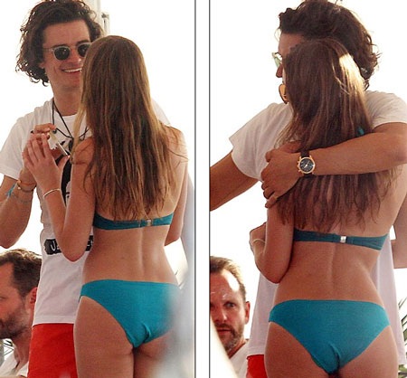 Anh chụp hình thân mật cùng một vị khách khác tại bữa tiệc...