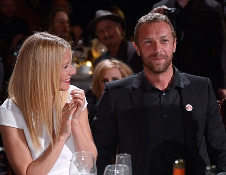 Jennifer Lawrence tiếp tục hò hẹn với Chris Martin - 4 Chris Martin mới ly dị với nữ diễn viên Gwyneth hồi tháng 3 vừa rồi.